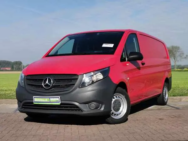 Mercedes-Benz Vito 114 Lang L2H1 AUT 136PK Image 1