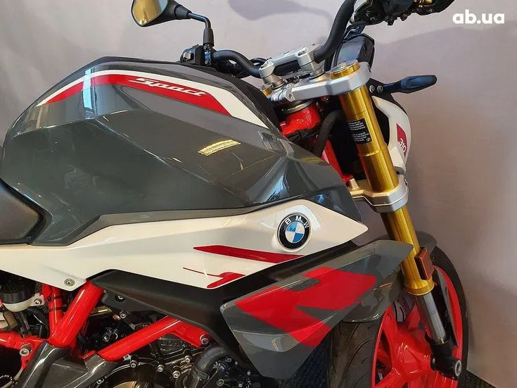 BMW G Image 6